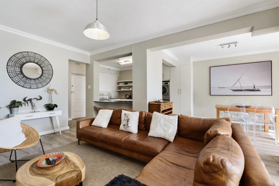 2 Bedroom Property for Sale in Sea Point Western Cape